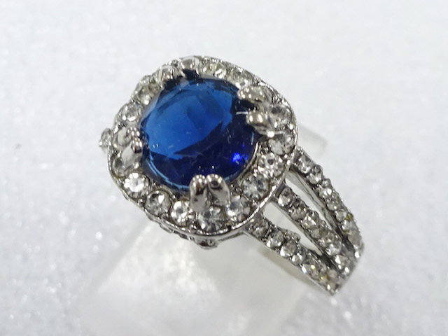 Japanese Kimono / Antique Accessories Metal